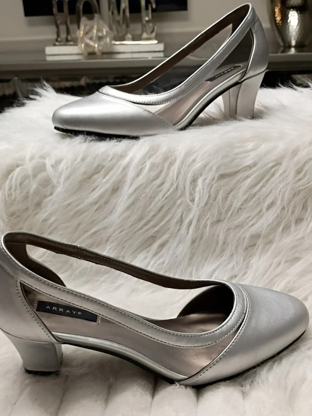 New Array Eve Synthetic Silver Mid-Heel Women's Pump Size 6M